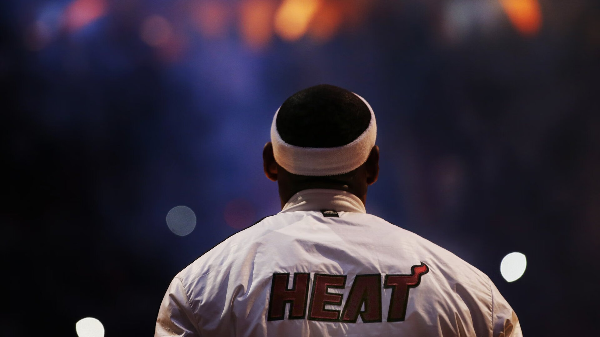 德罗赞化身无解得分机器！辽宁主场血洗爵士，半场打完胜负已定